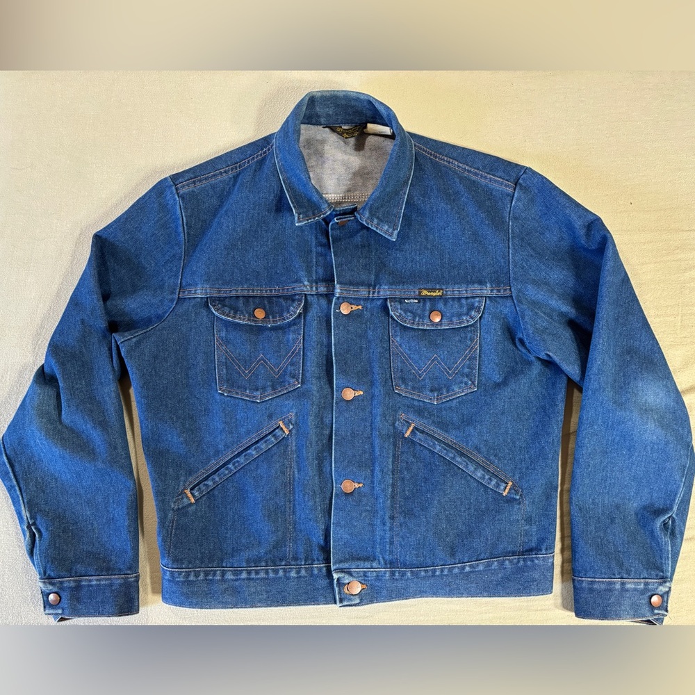 Wrangler Unlined Denim Jacket in “Prewash” (74126PW)